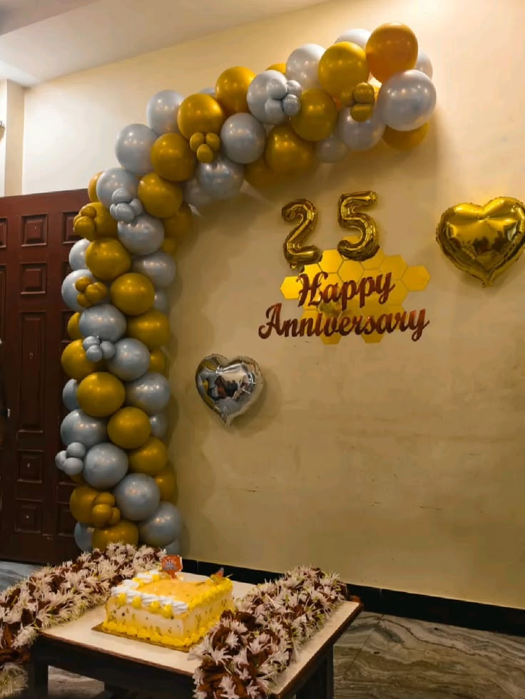 Gold & Silver Half Arch with '25 Happy Anniversary'