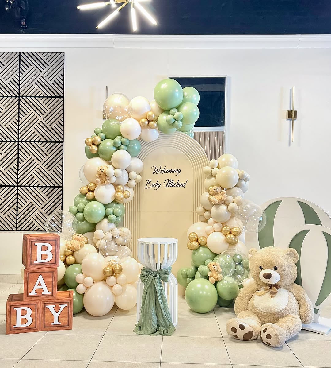'Welcoming Baby' Sage Green Luxury Arch