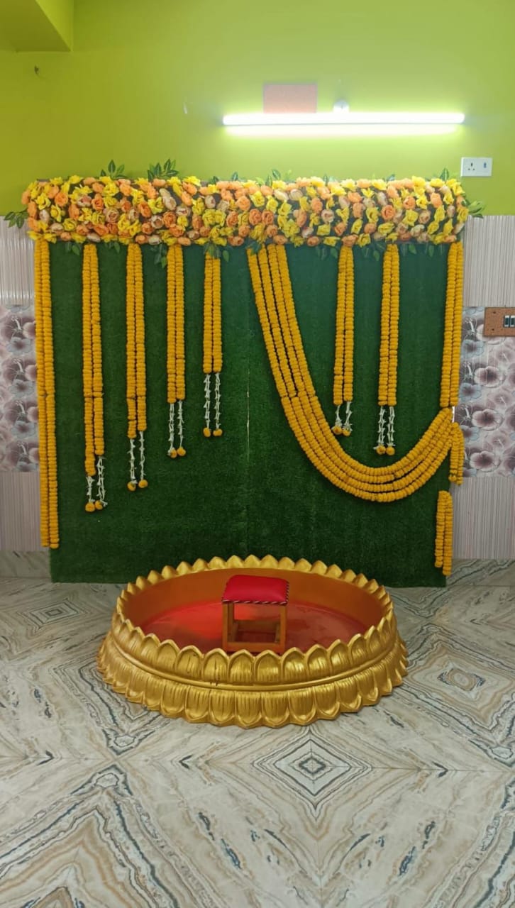 Green Grass Wall Haldi Setup