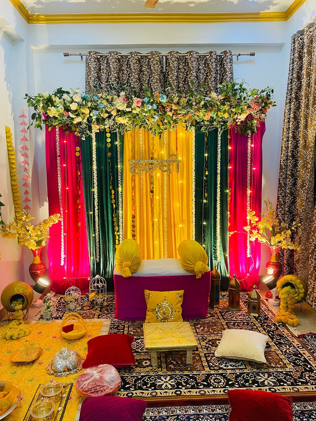 Multicolour Drape Mehendi Lounge