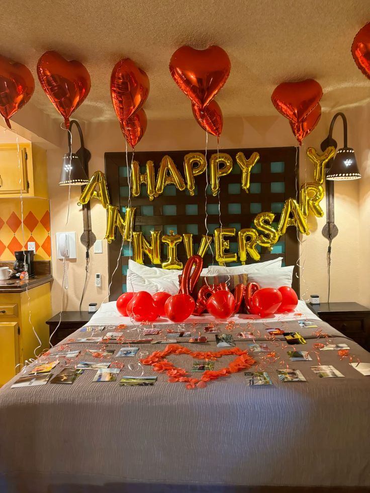 HAPPY ANNIVERSARY Gold Foil Photo Memory Bed