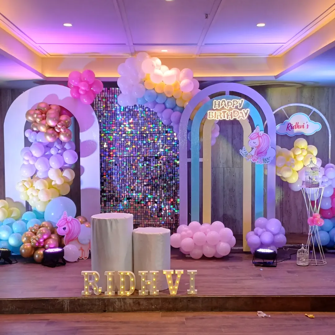 Ridhvi Unicorn Pastel Grand Banquet Stage