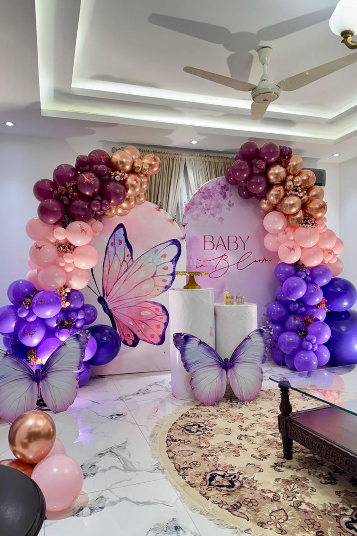 'Baby in Bloom' Butterfly Double Arch Grand Decor