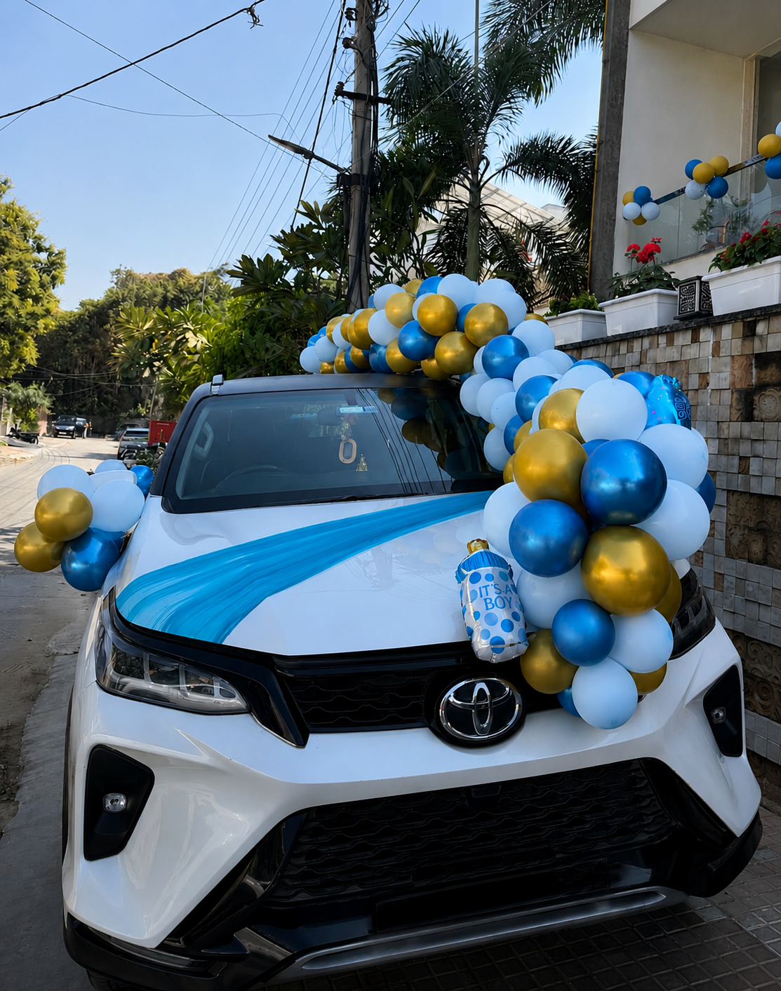 'It's A Boy' Blue & Gold Car Welcome Decoration