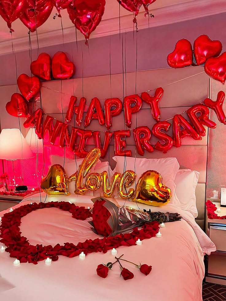 Happy Anniversary Red & Gold 'love' Room
