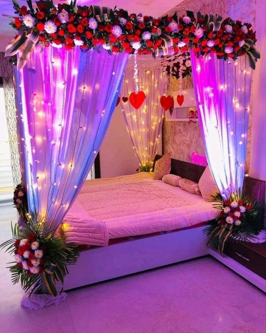 Luxury Floral Canopy Bed Decoration