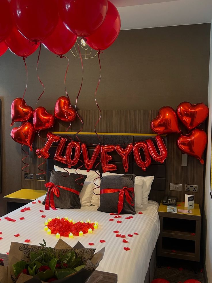 Hotel 'I Love You' Candle Heart Room Set-up