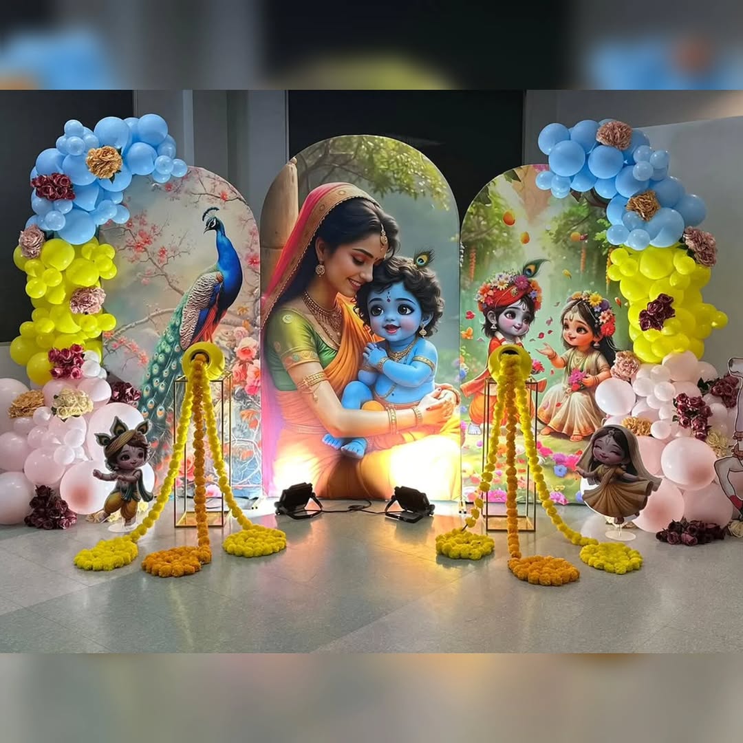 Grand Triple Arch Krishna Peacock Setup
