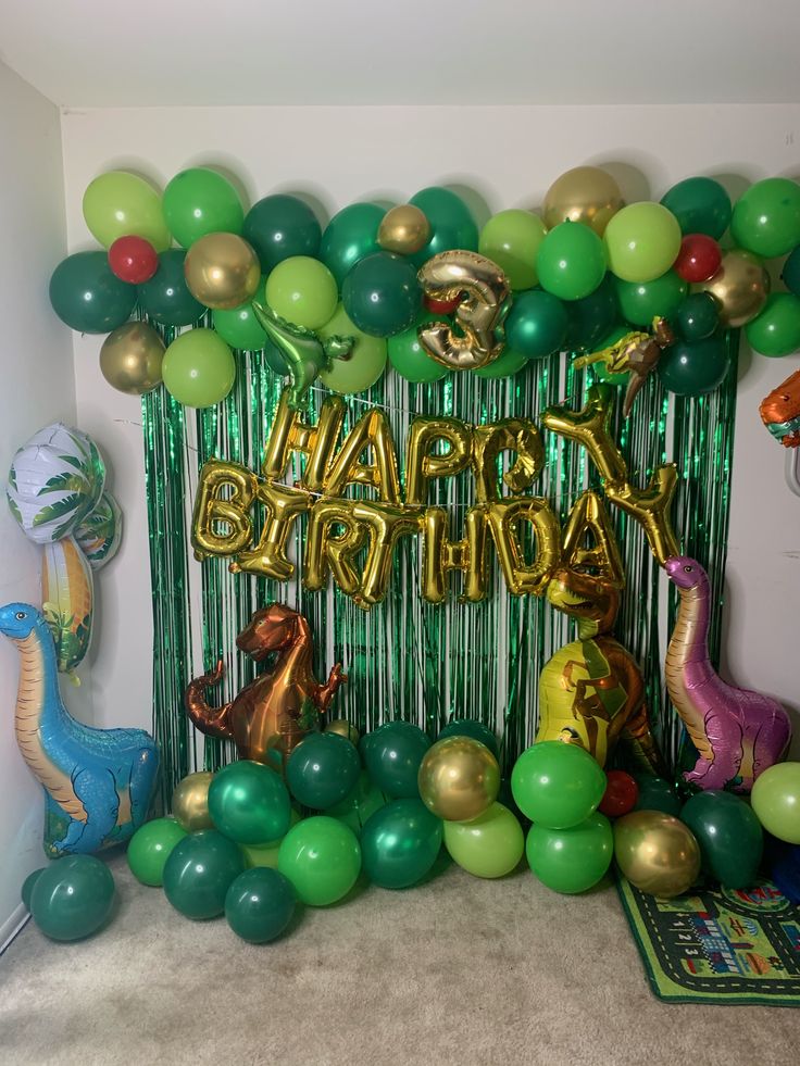 Dinosaur Jungle 'Happy Birthday' 3rd Decor