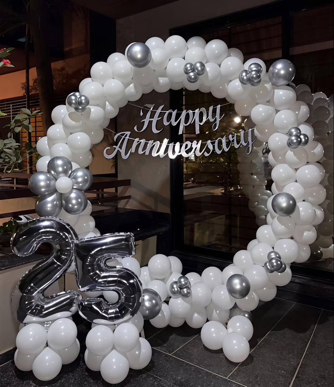 25th Silver & White Ring Arch