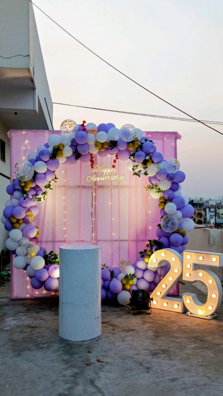 25th Purple & Lilac Rooftop Ring Arch