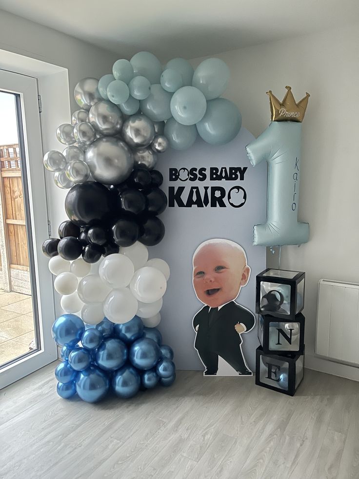 Boss Baby Kairo 'Prince' 1st Birthday Pillar Decor
