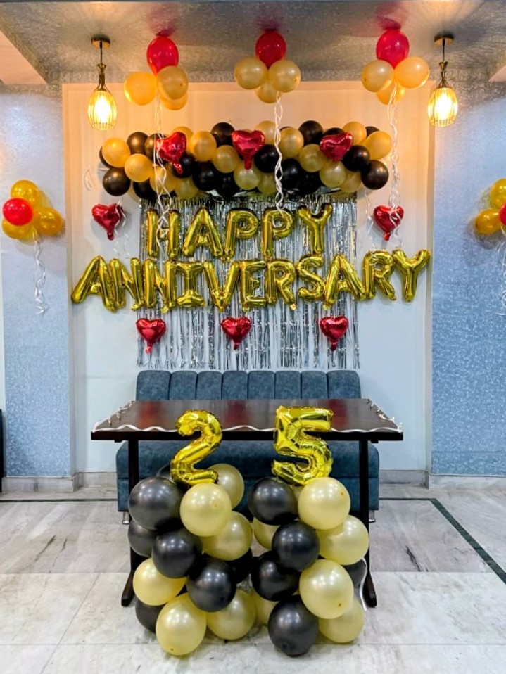 25th Gold & Black HAPPY ANNIVERSARY with '25' Numbers