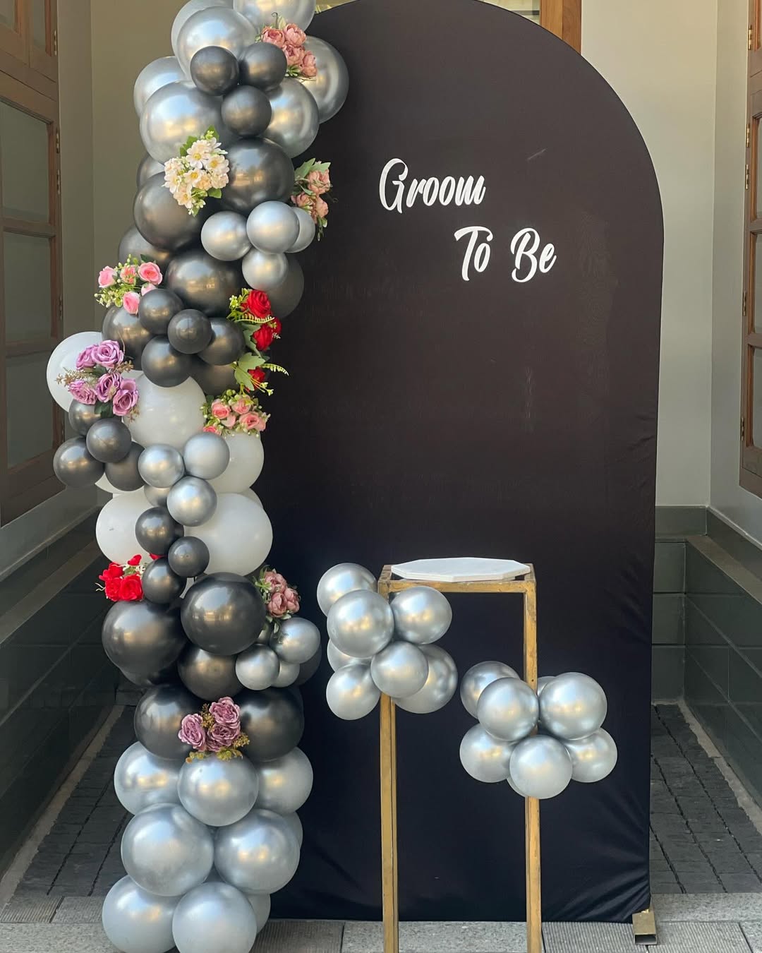 Black & Silver Floral 'Groom To Be' Arch