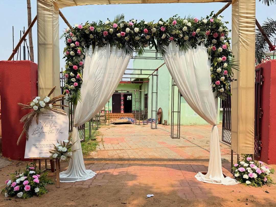 Outdoor Vow Entrance Engagement Arch