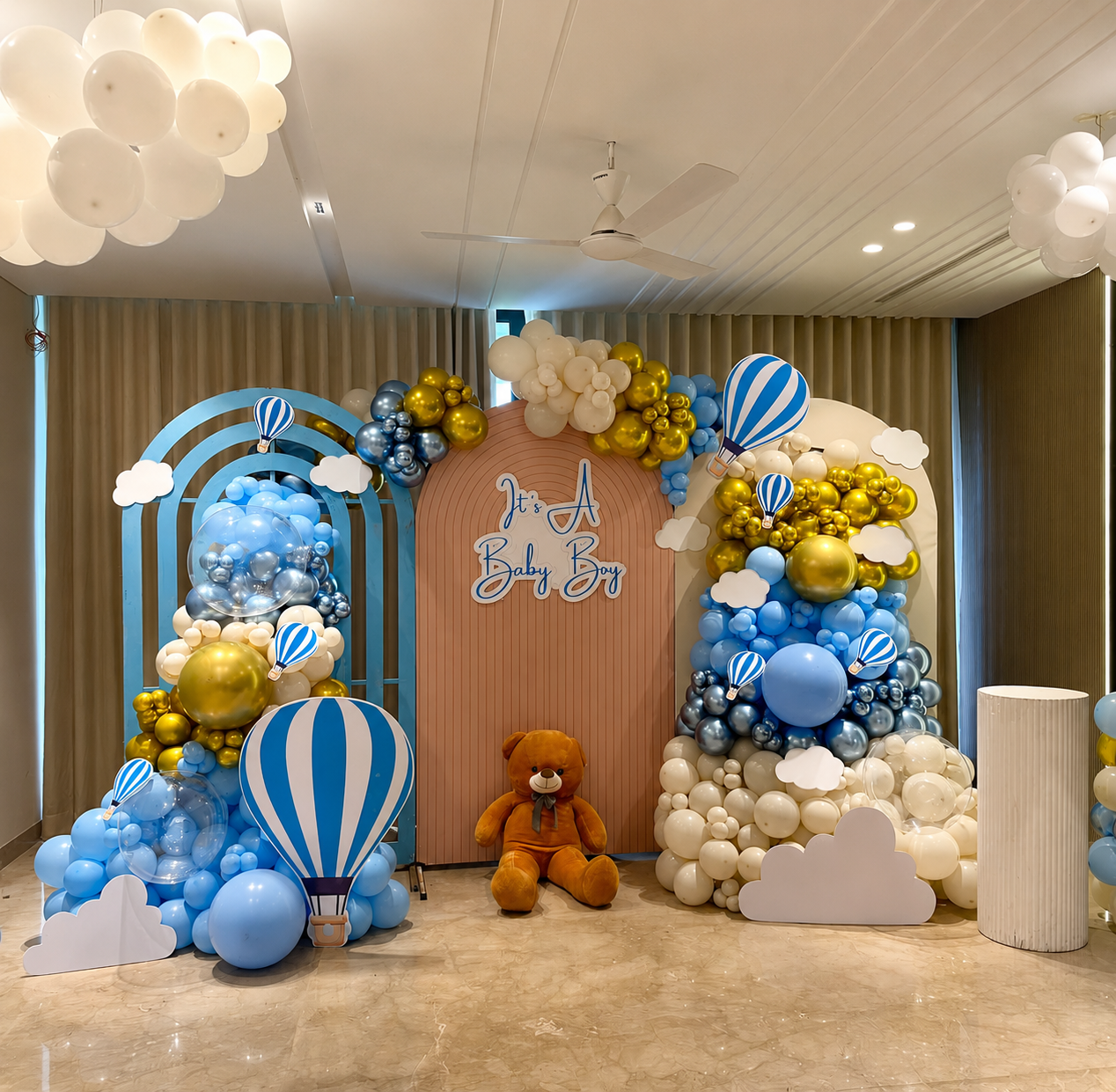 Luxury 'It's A Baby Boy' Hot Air Balloon Stage