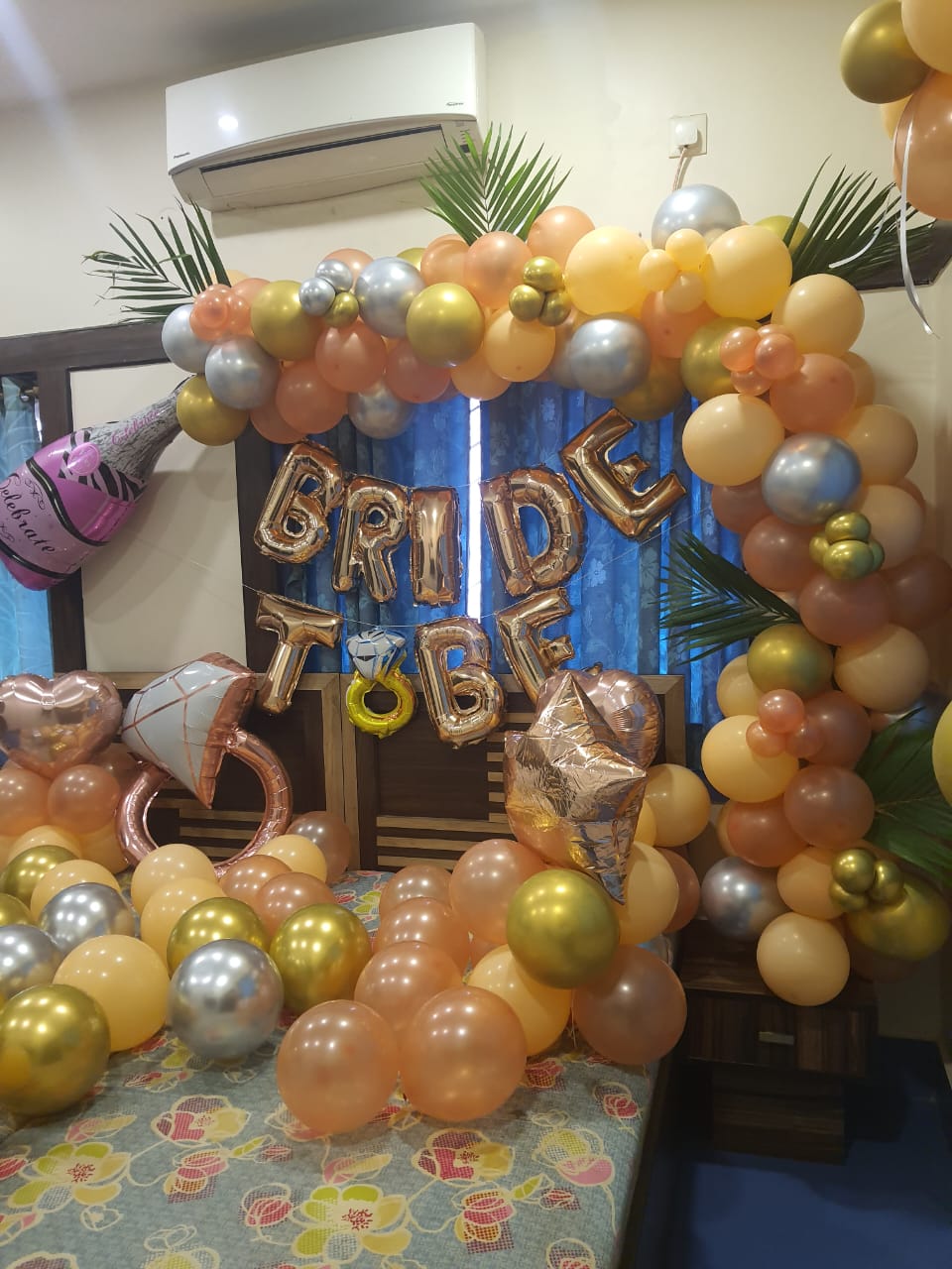 Rose Gold & Peach 'Bride To Be' Room Ring Arch