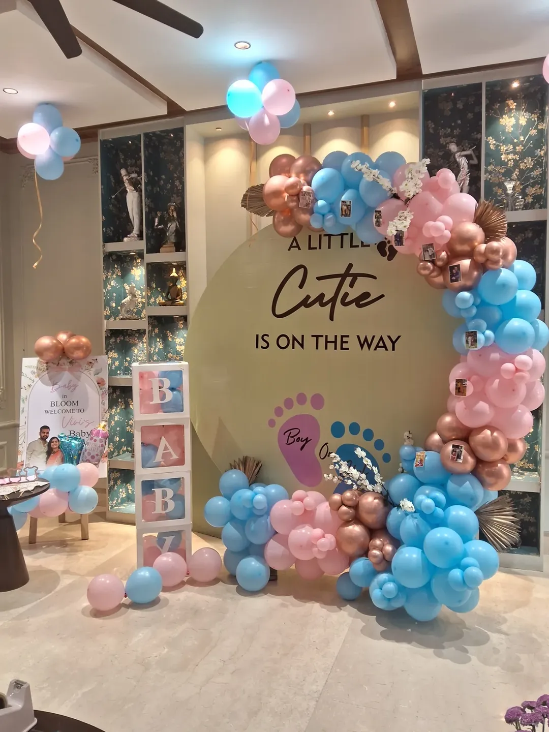 'A Little Cutie is on the Way' Gender Reveal Arch