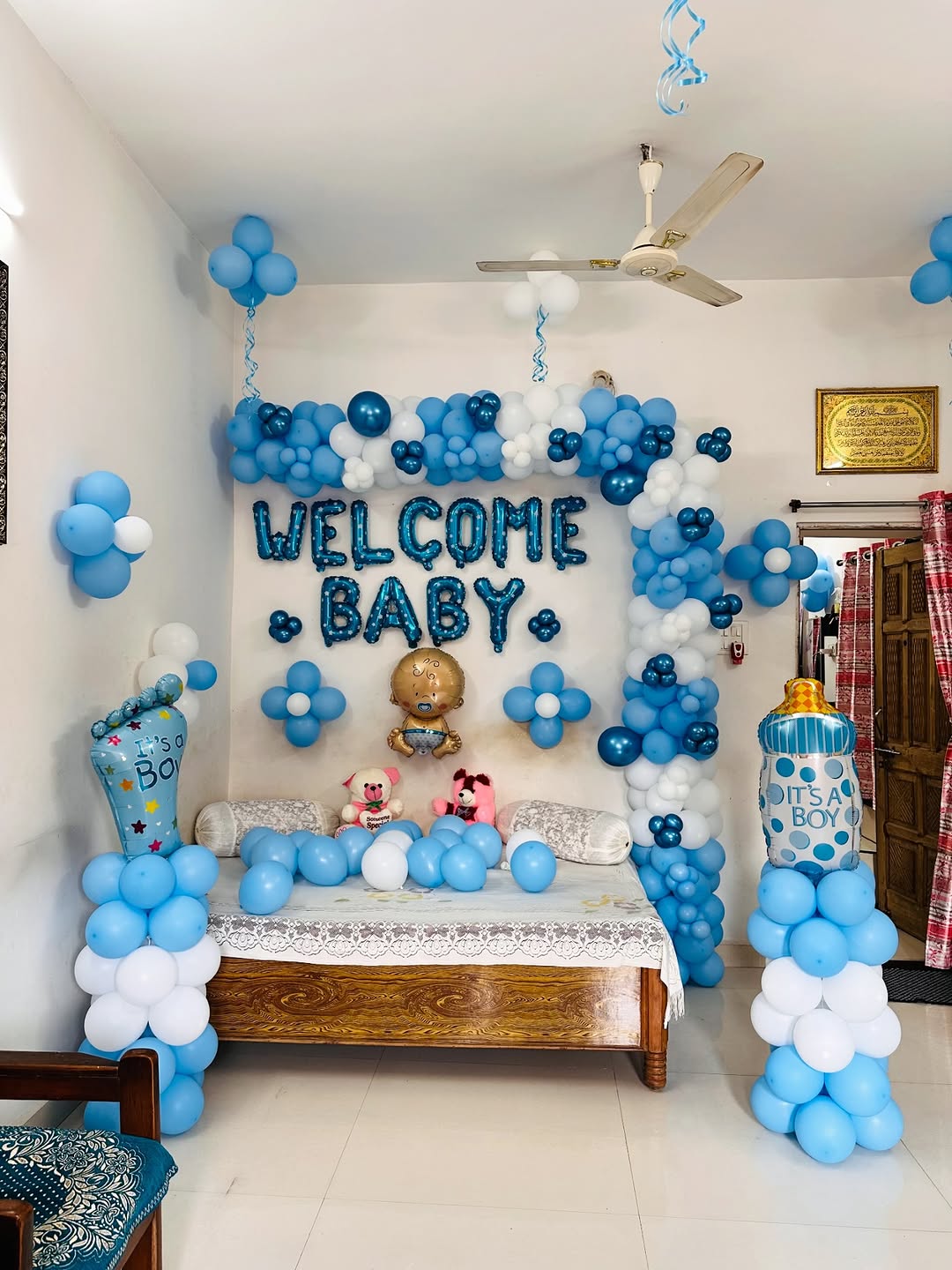 'Welcome Baby' Blue Bedroom Setup with Balloon Bed Spread