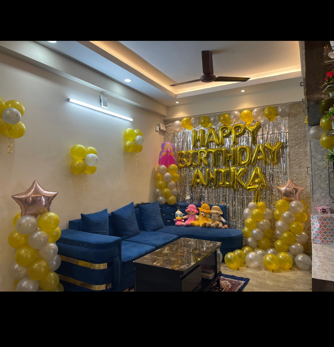 Personalised Yellow & Silver Name Birthday Setup