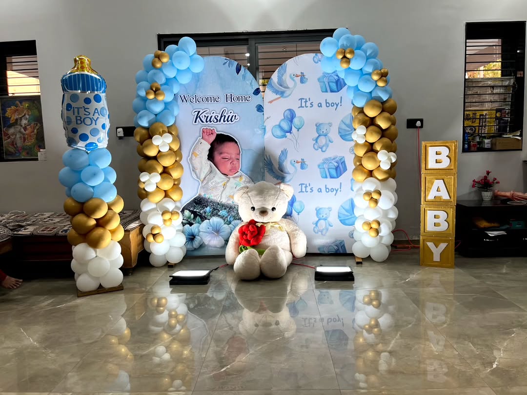 'Welcome Home Krishiv' Luxury Twin Arch with Teddy