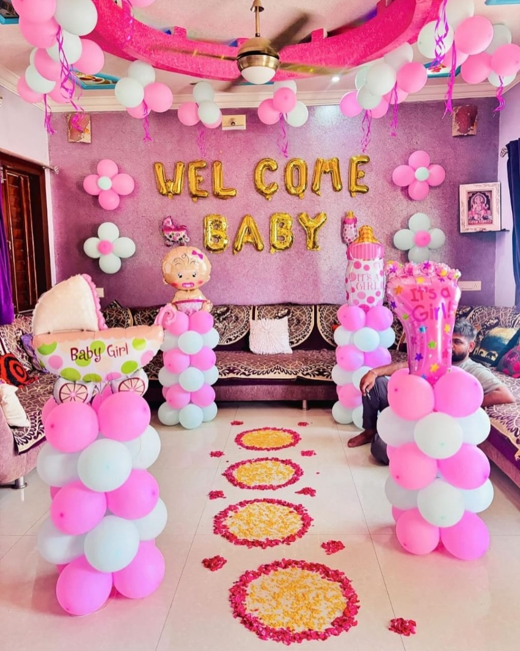 Purple Wall Gold 'Welcome Baby' Foil Letter Decor