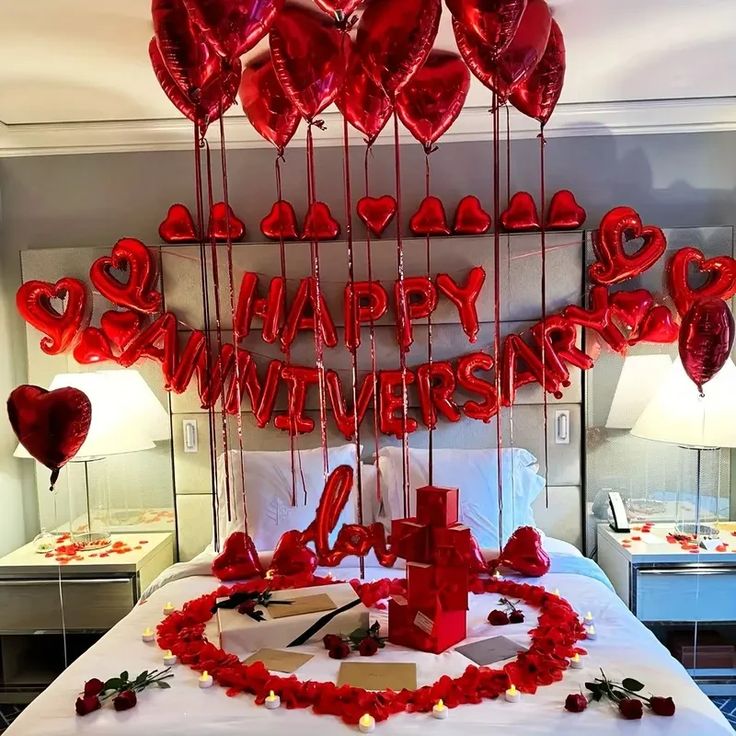 Red 'Happy Anniversary' Petal Heart Room
