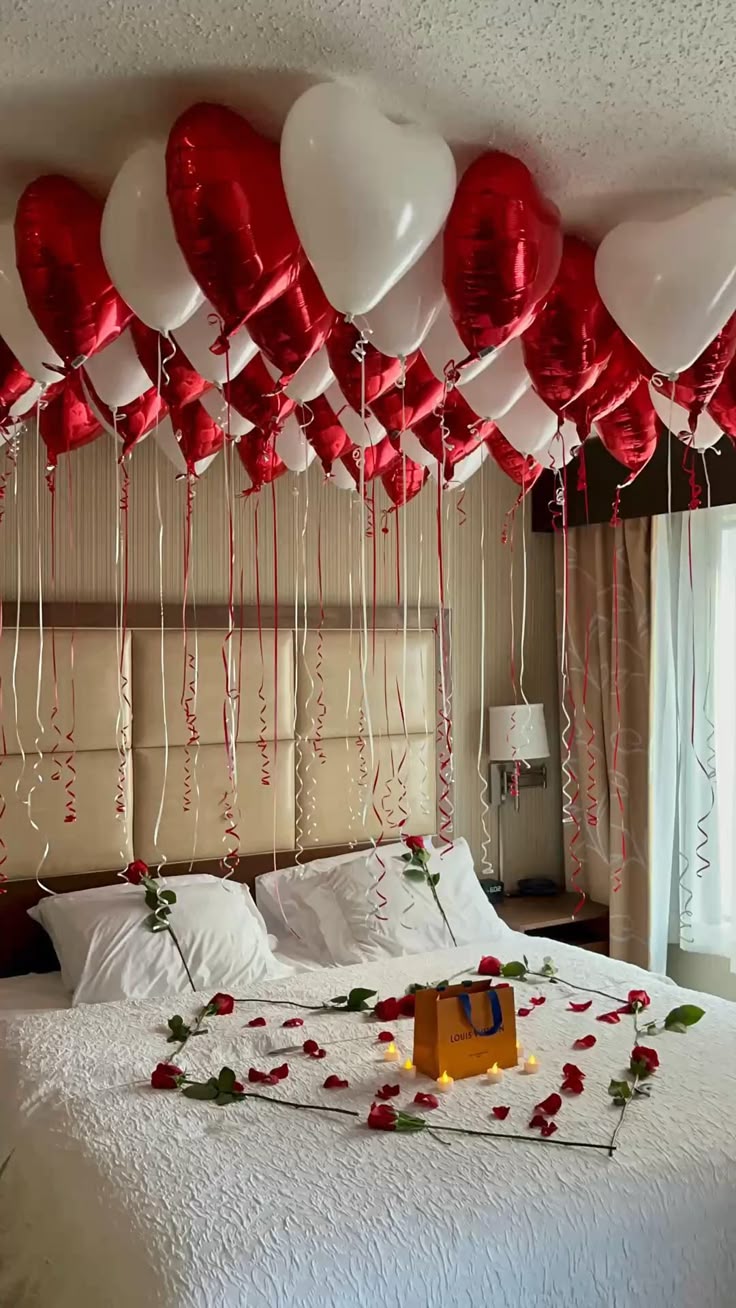 Red & White Heart Ceiling Rose Trail Room