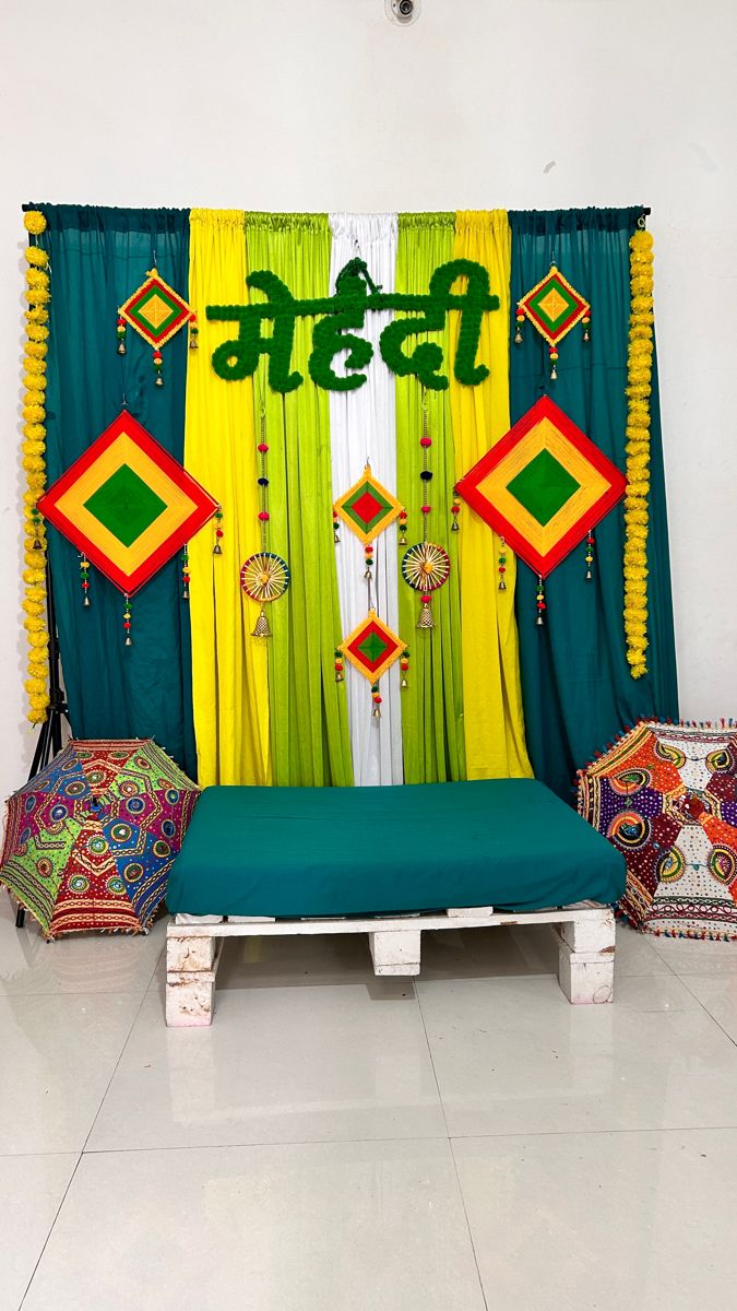 Teal & Green Kite Mehendi Setup