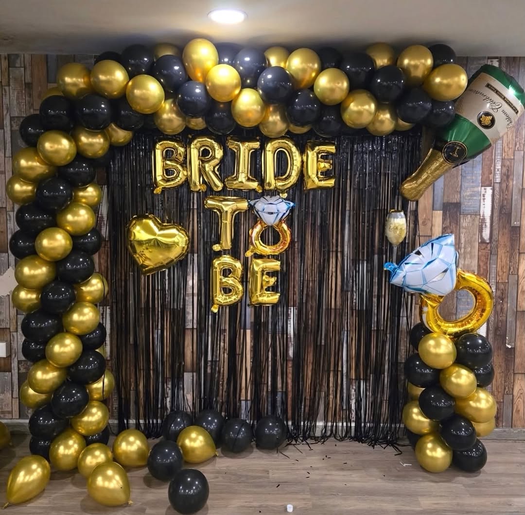 Black & Gold 'BRIDE TO BE' Fringe Arch