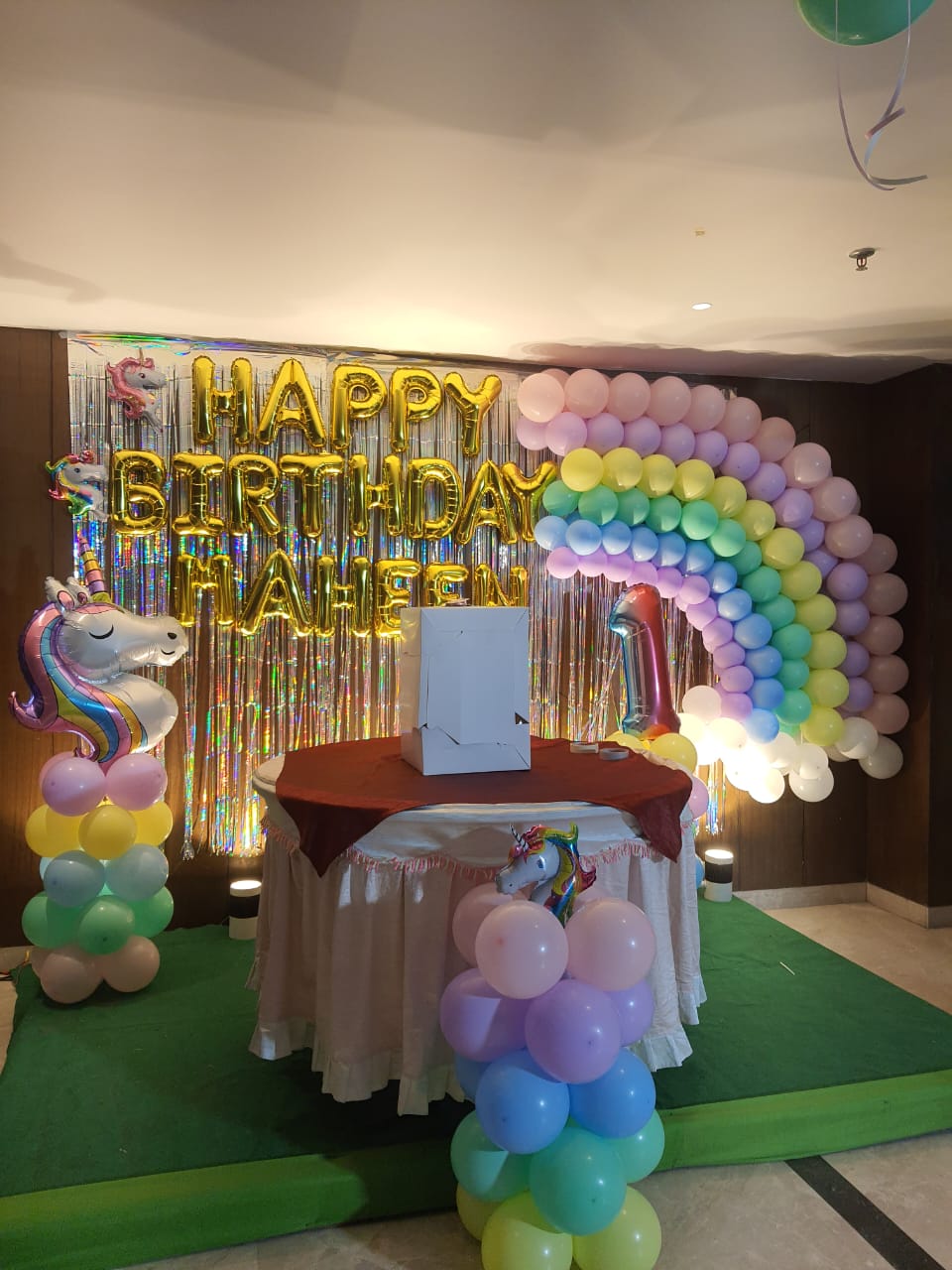 Maheen Unicorn Pastel Rainbow Arch