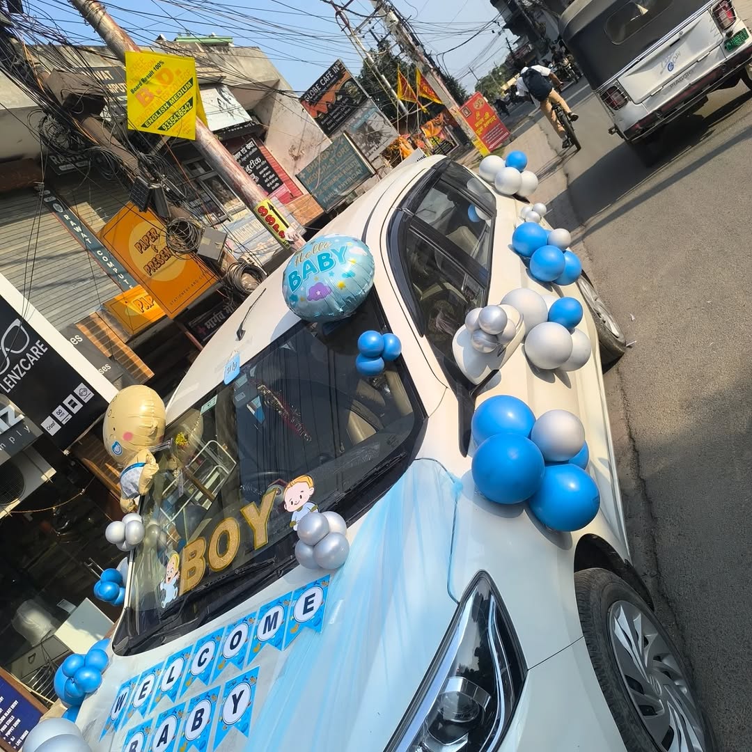 'Welcome Baby Boy' Car Decor with Blue Balloon Trails