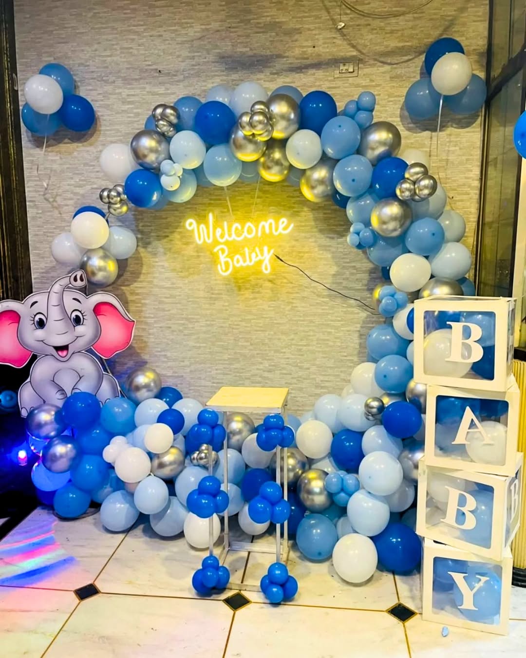 'Welcome Baby' Blue Neon Ring with Elephant Prop
