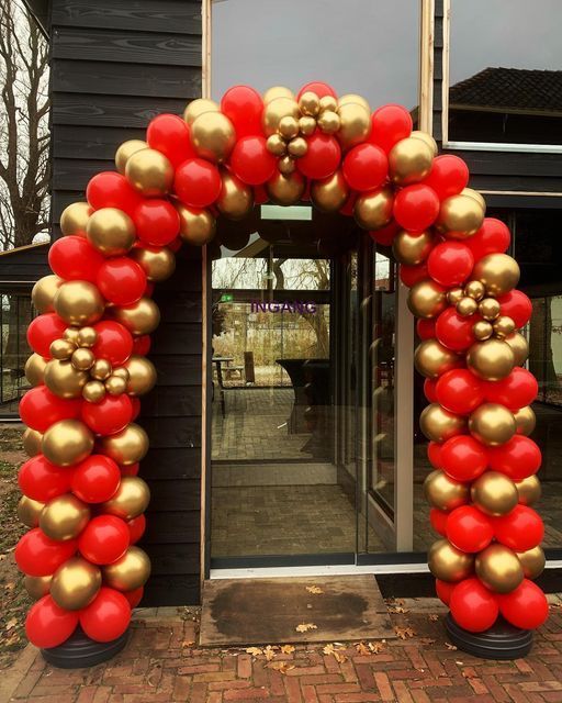 Red & Chrome Gold Classic Gate
