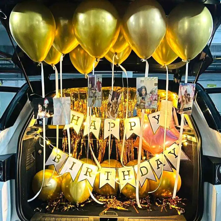 All-Gold Photo Memories Car Boot Decoration