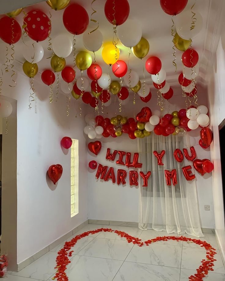 Red, White & Gold Ceiling 'Will You Marry Me' Room